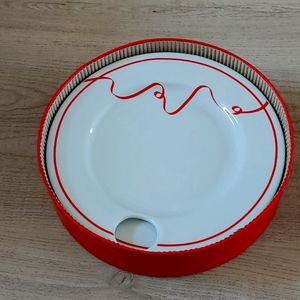 Set of 3 mingling plates